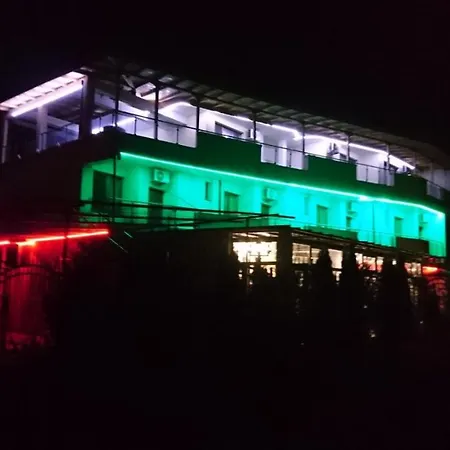 Altay Pensión 4*