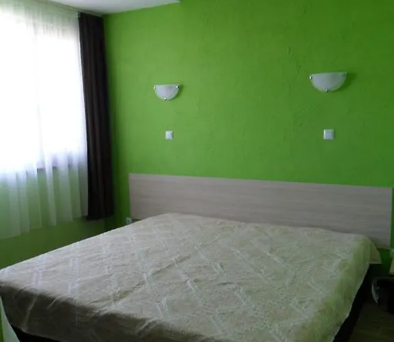 Altay Guest house 4*