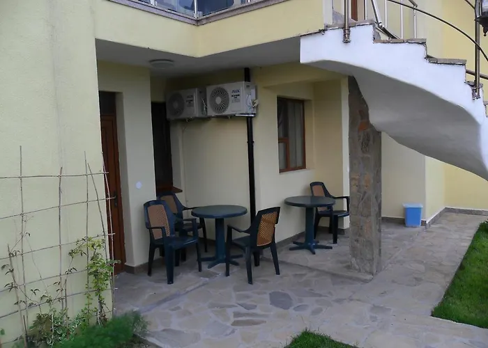 Guest house Altay 4*