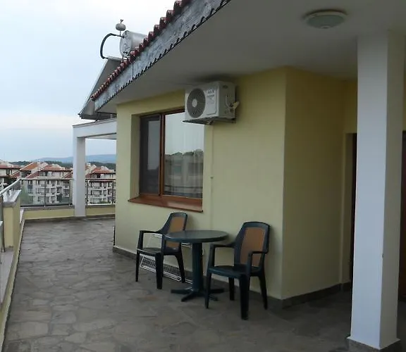 Altay Guest house Lozenets